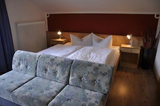 Пансион Gästehaus Dobler