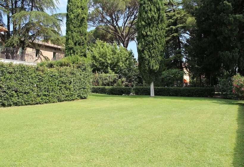 בית מלון כפרי Assisi Parco Dei Cavalieri