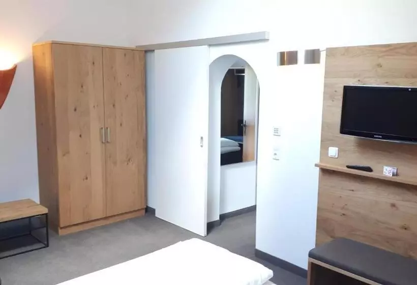 Отель Pension Irlingerhof