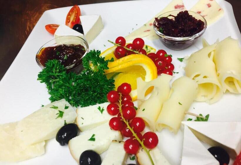 ペンション Krone