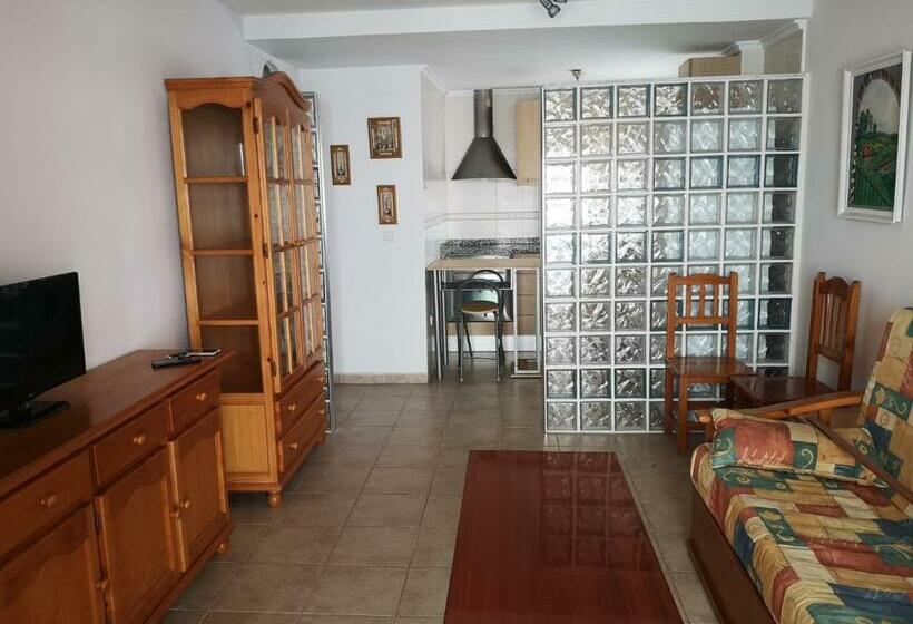 Apartamento Con Piscina