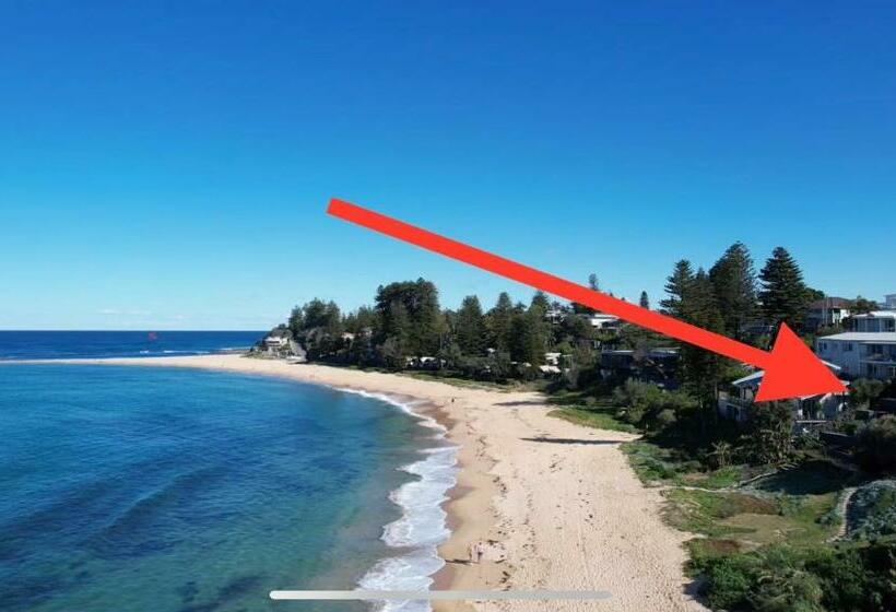 Beach Bungalow On The Ocean