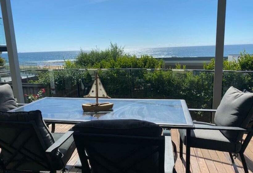 Beach Bungalow On The Ocean