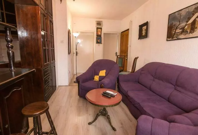 La Casa De Bašta