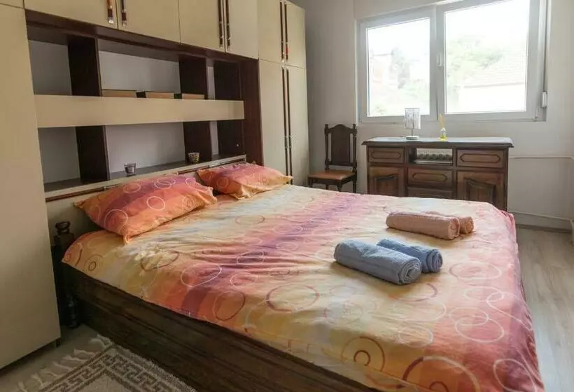 La Casa De Bašta