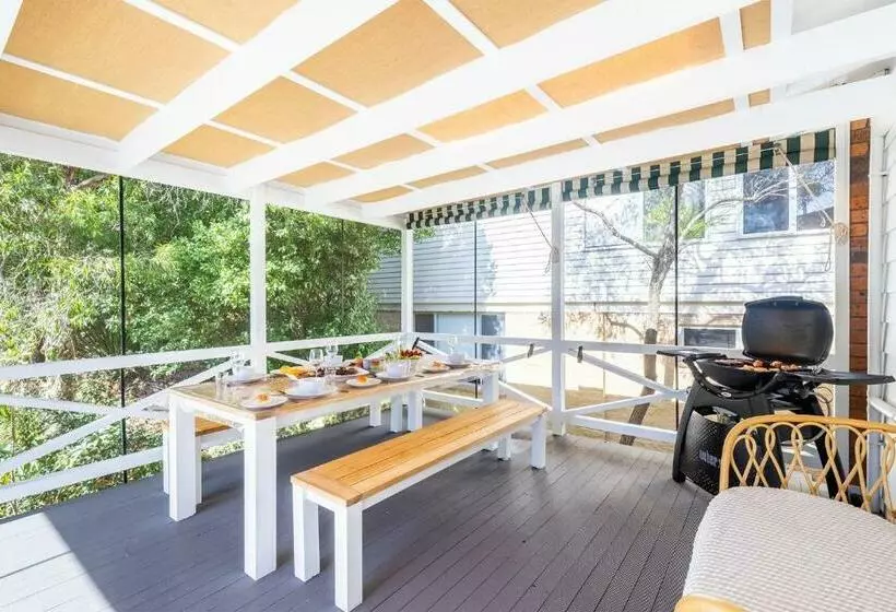 Tanilba 23 Flannel Flower Fairway Meaning White Flower