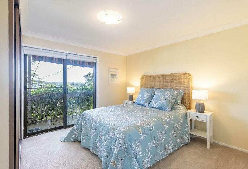 Tanilba 23 Flannel Flower Fairway Meaning White Flower