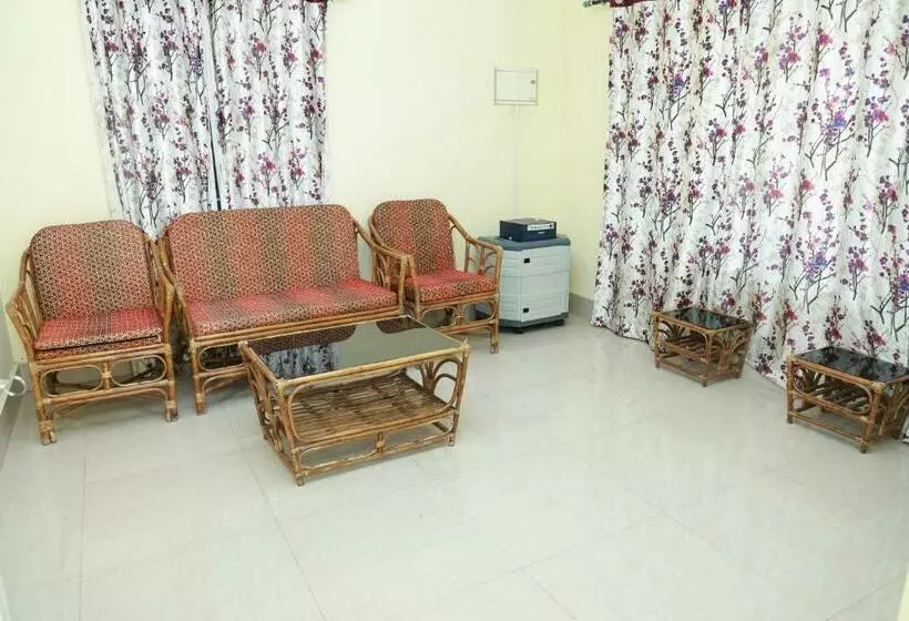 Toms Villa Along National Highway Thrissur At Nadathara