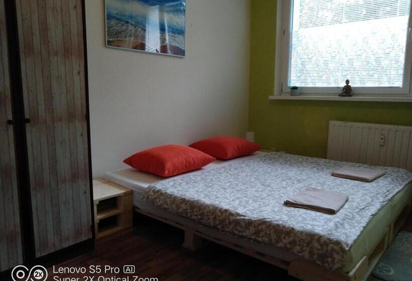 Apartmán S Vířivkou A Infrasaunou V Olomouci