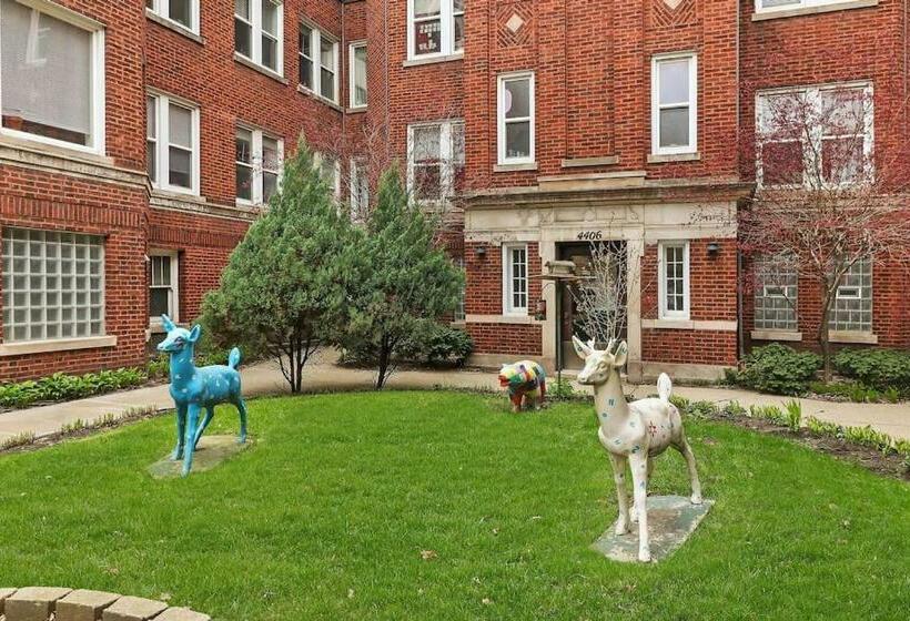 Full Of Charm Studio Apartment Nearby Shops   Ashland 04