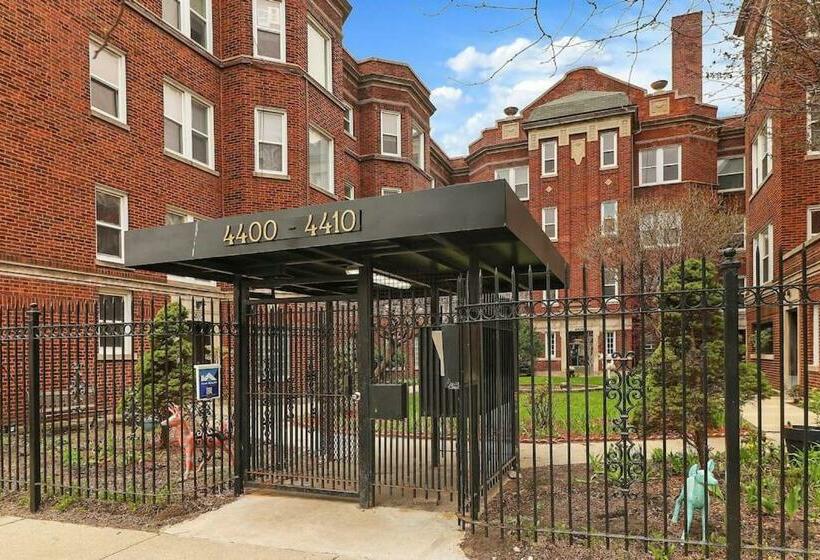 Full Of Charm Studio Apartment Nearby Shops   Ashland 04