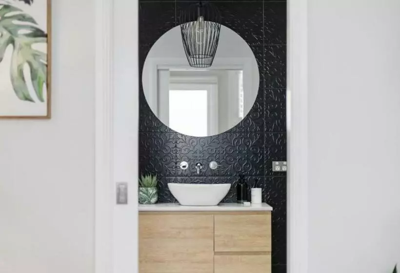 Easy Stroll   Ettalong Beach