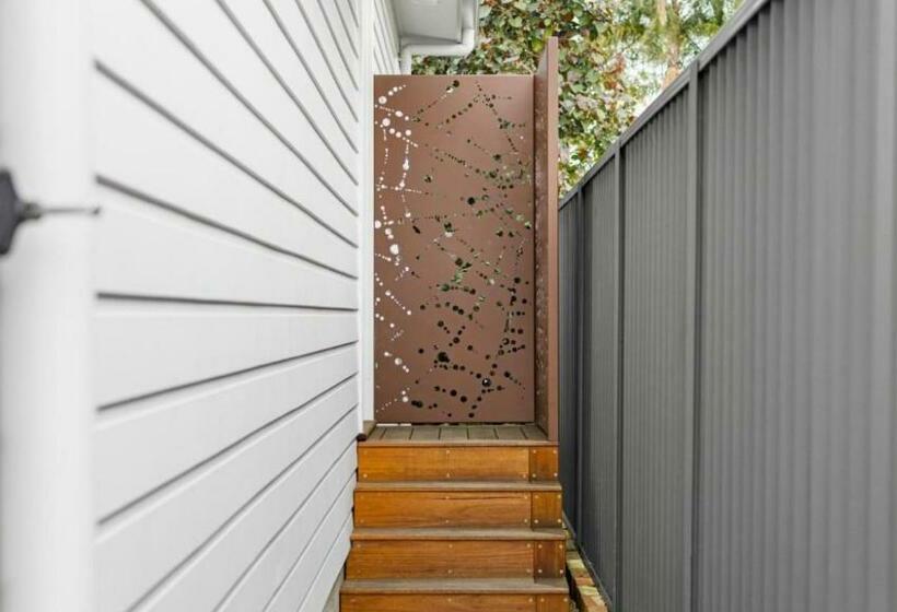 Easy Stroll   Ettalong Beach