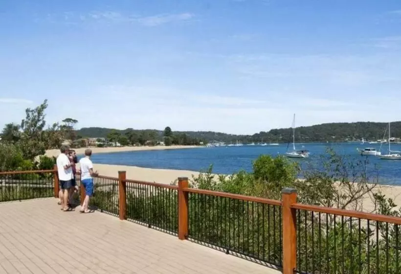 Easy Stroll   Ettalong Beach