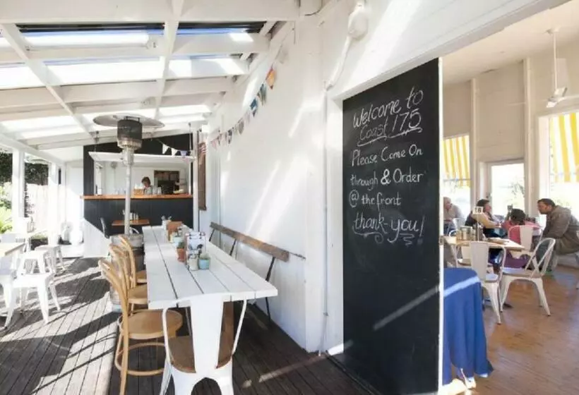 Easy Stroll   Ettalong Beach