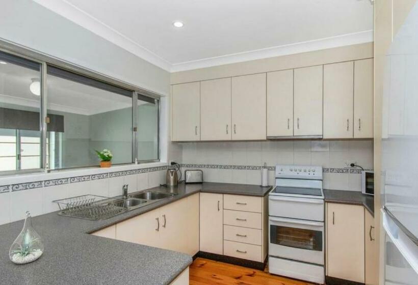 Edendale Family Fun   Ettalong Beach