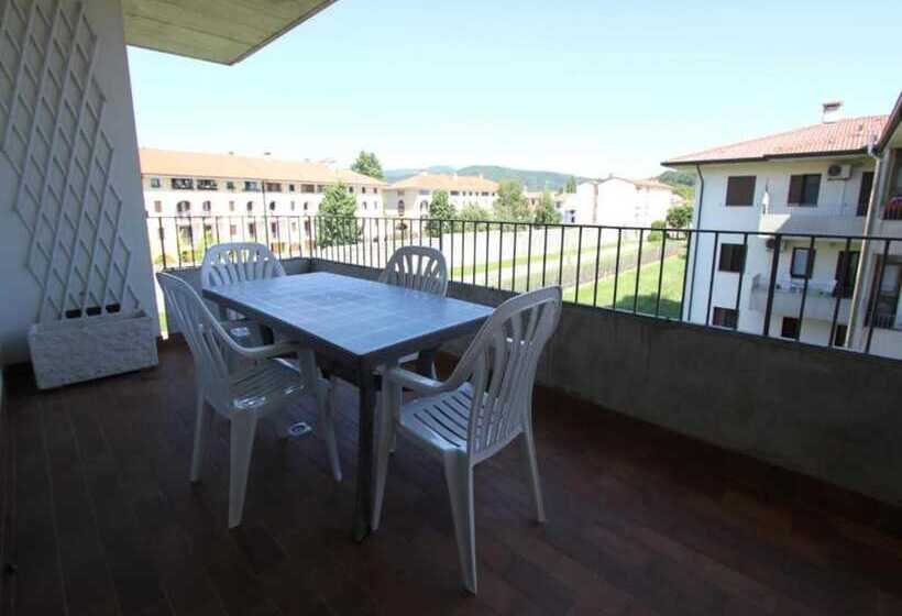 Charming Apartment With Stunning Terrace