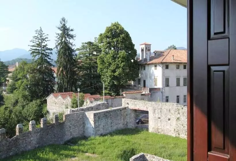 Charming Apartment With Stunning Terrace