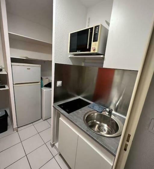 Le Studio 36 à Nîmes, Wifi, Balcon