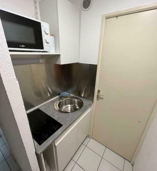 Le Studio 36 à Nîmes, Wifi, Balcon