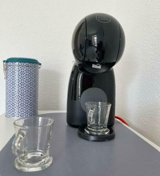 Le Studio 36 à Nîmes, Wifi, Balcon