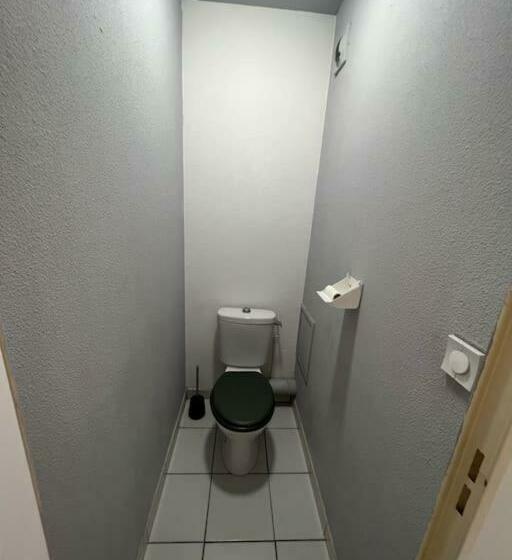 Le Studio 36 à Nîmes, Wifi, Balcon