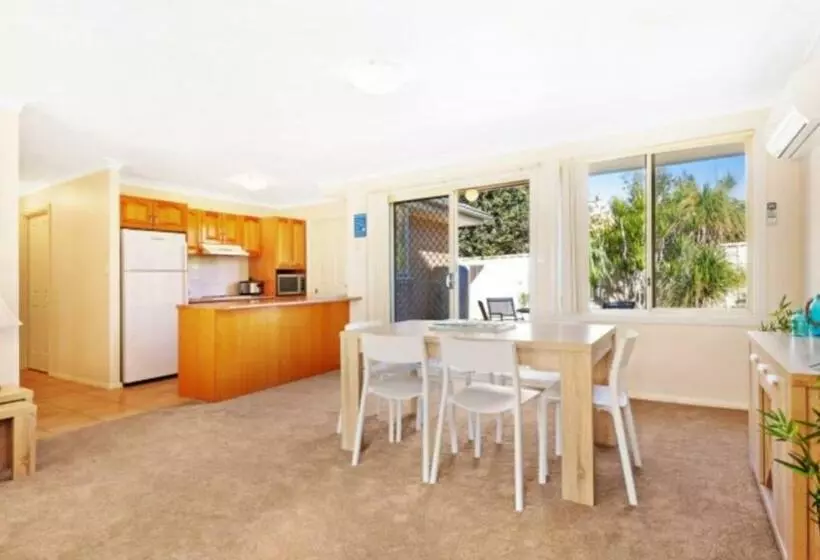 Oasis Family Friendly Umina Beach