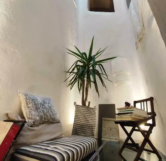 Casa Degli Artisti
