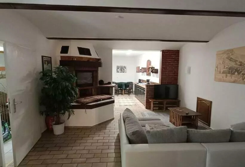 Ferienwohnung Alt Freyburg