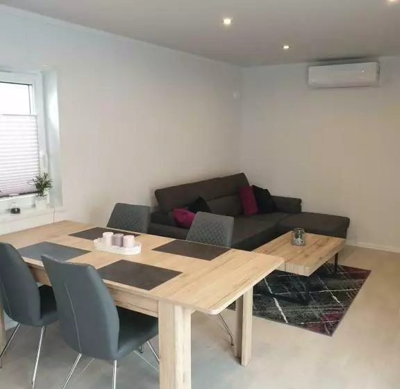 H&h   Tinys Muhr Am See