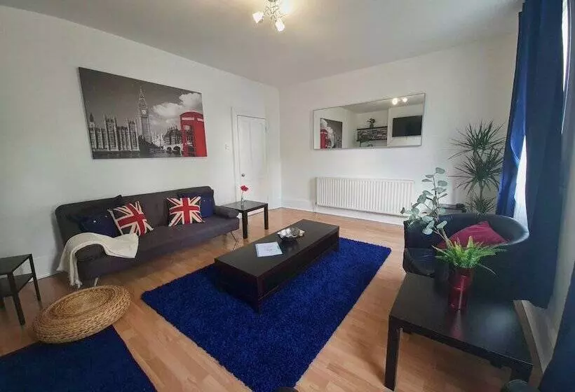 Lovely Large London Apartment