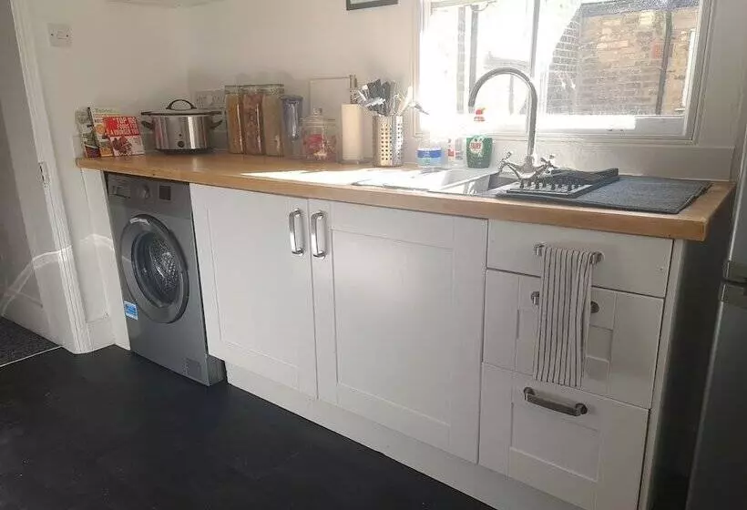 Lovely Large London Apartment