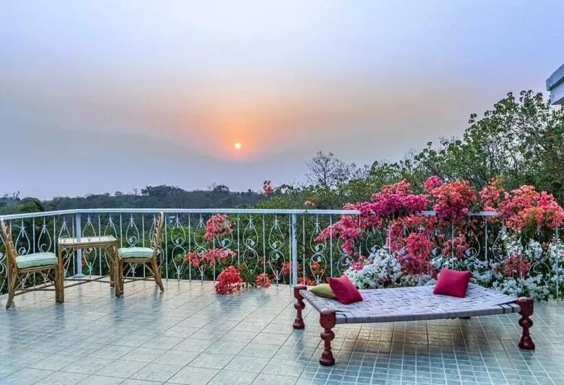 Saffronstays Sunglade, Kashid   Ocean View Villa Near Kashid Beach