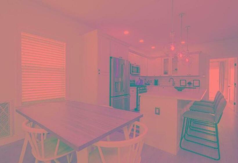 Beautiful New Construction Ventnor Beach House