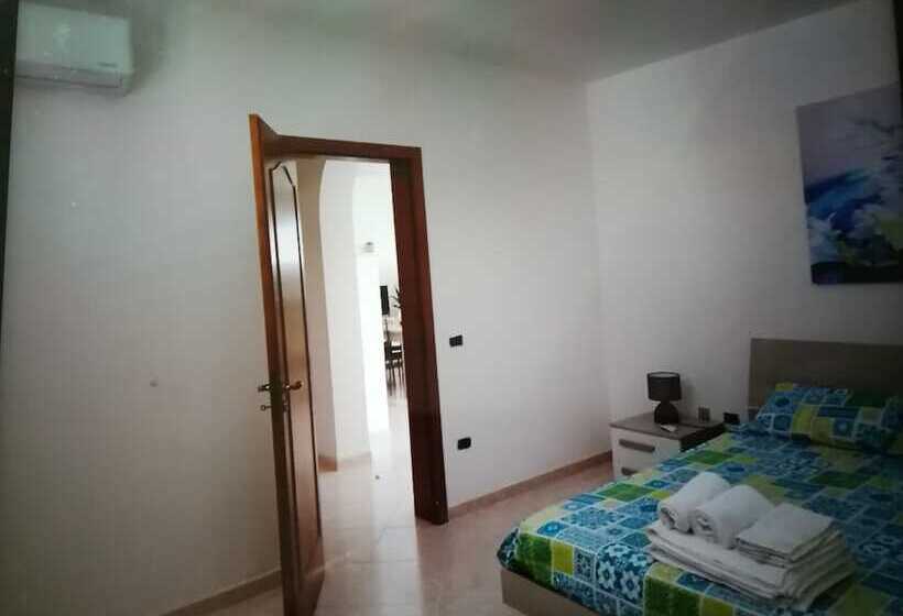 Bright Apartment A Few Km From The Sea