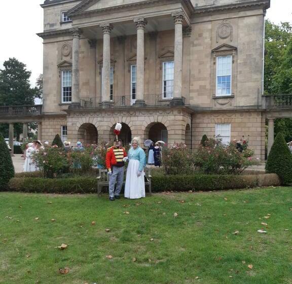 Royal Crescent Courtyard Apartment