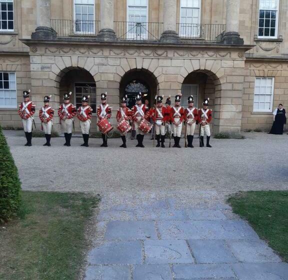 Royal Crescent Courtyard Apartment