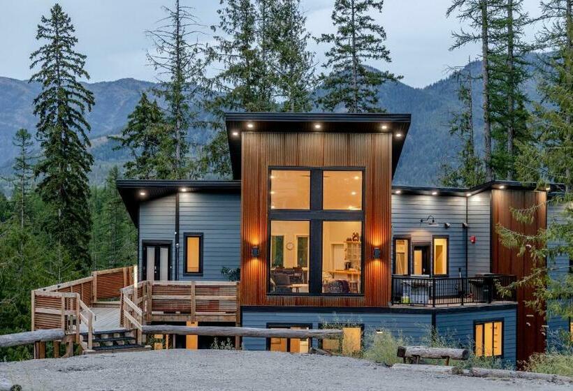 Ski In Ski Out With Huge Game Room And Hot Tub