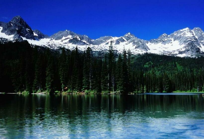 Ski In Ski Out With Huge Game Room And Hot Tub