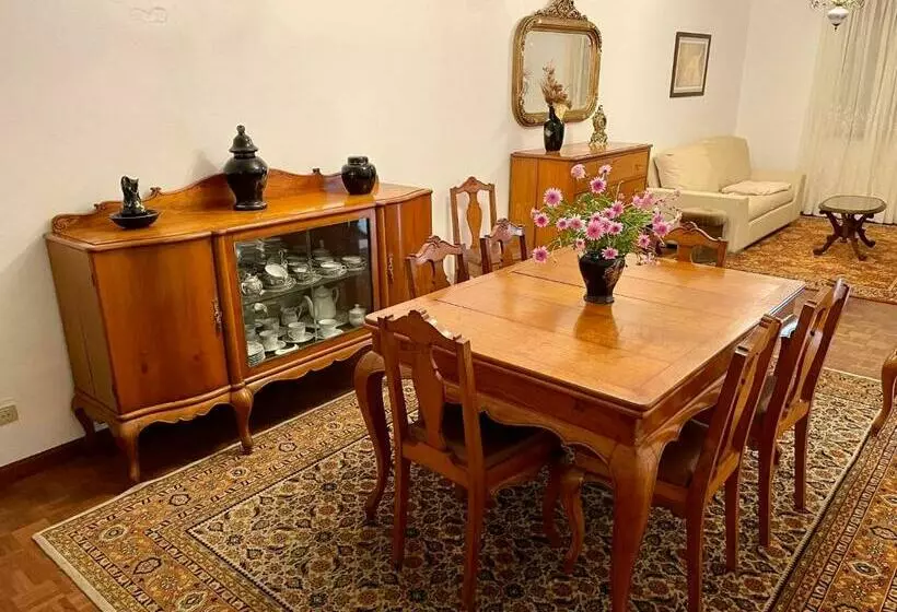 Casa às Dez