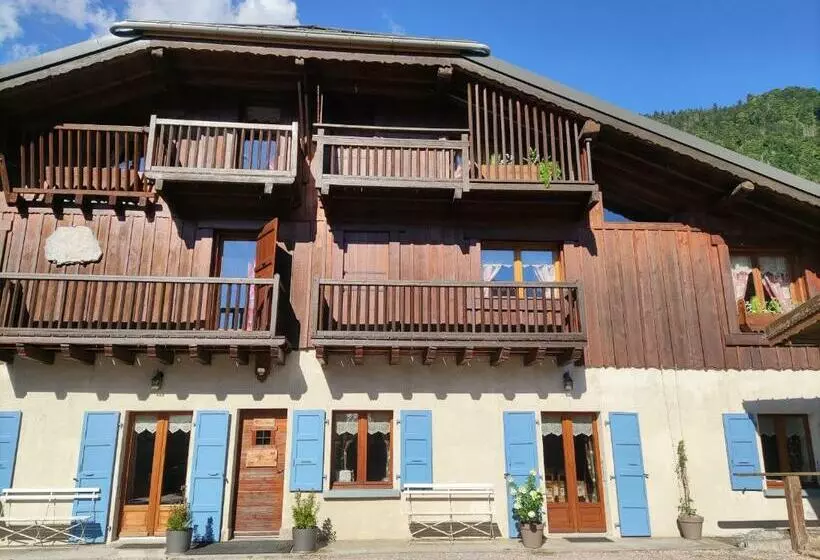 La Ferme D Henriette, à Samoëns