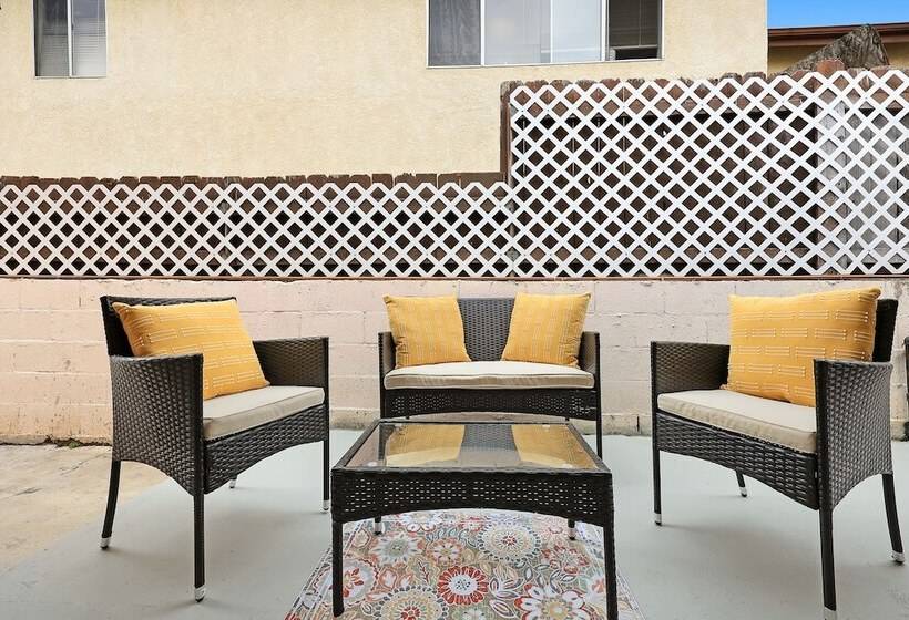 Stylish & Charming 15min To Downtown La