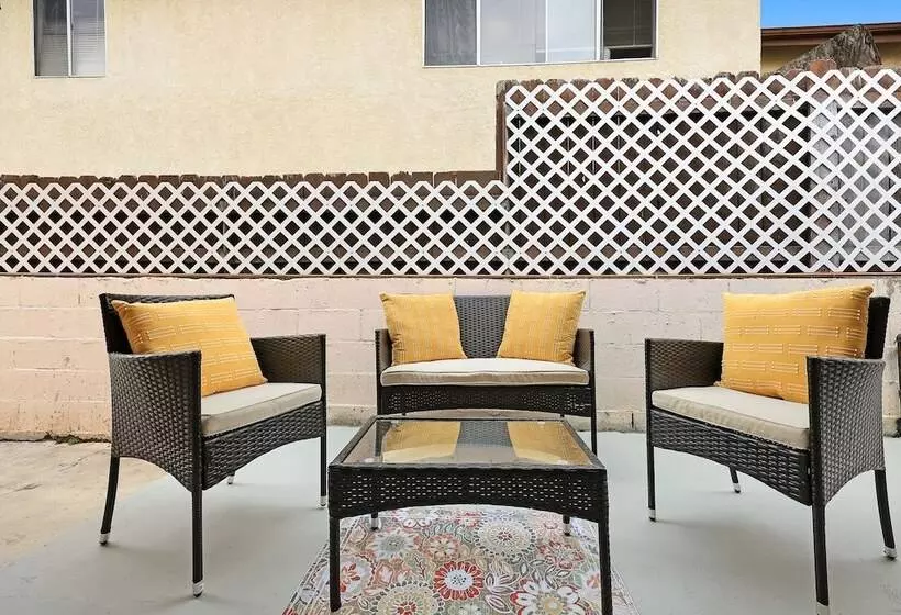 Stylish & Charming 15min To Downtown La