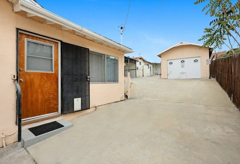 Stylish & Charming 15min To Downtown La