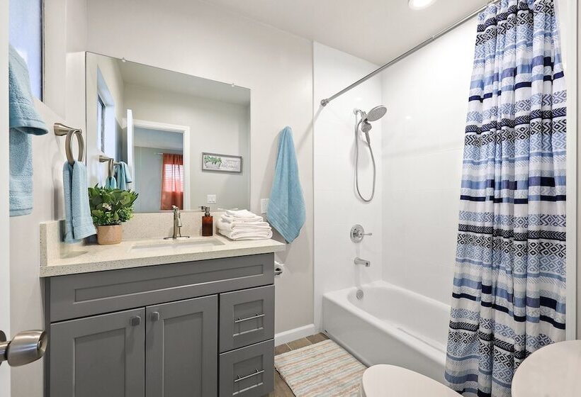 Stylish & Charming 15min To Downtown La