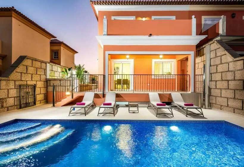 Villa Isotta By Villa Plus