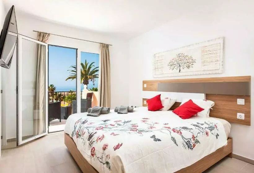 Villa Isotta By Villa Plus