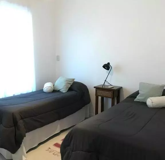 Casona Alegre Con Pileta Y Patio