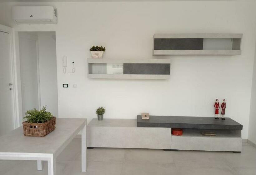 Gelsimori Apartments