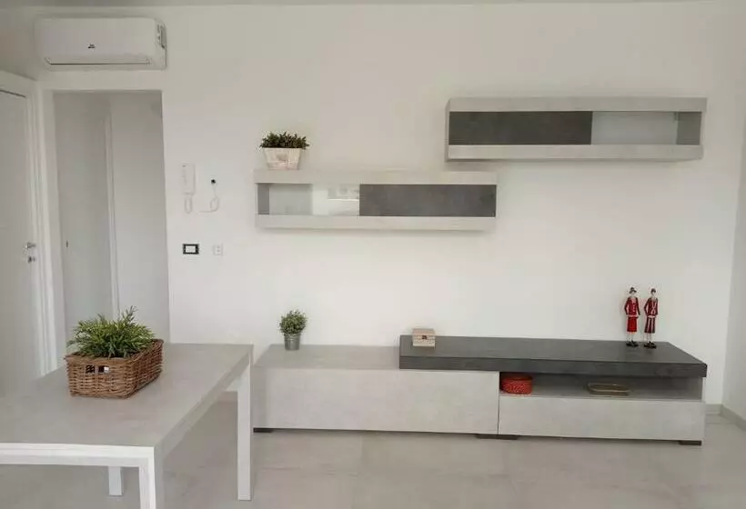 Gelsimori Apartments